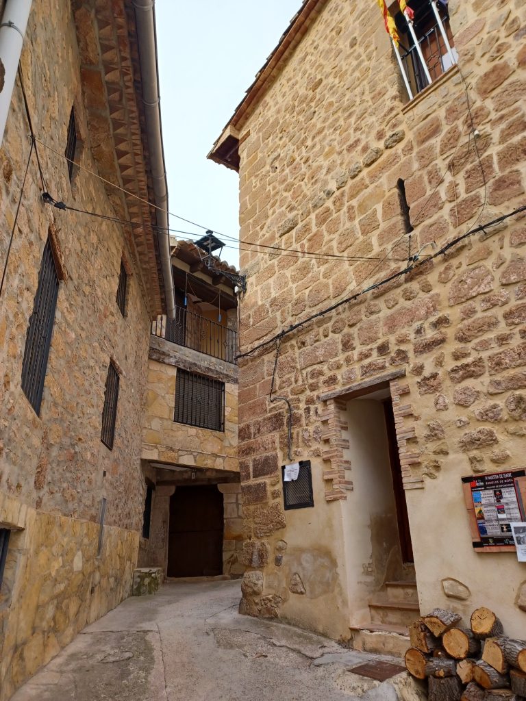 Barrio del Lugar Rincón del ayuntamiento (antigua iglesia del s. XIV)