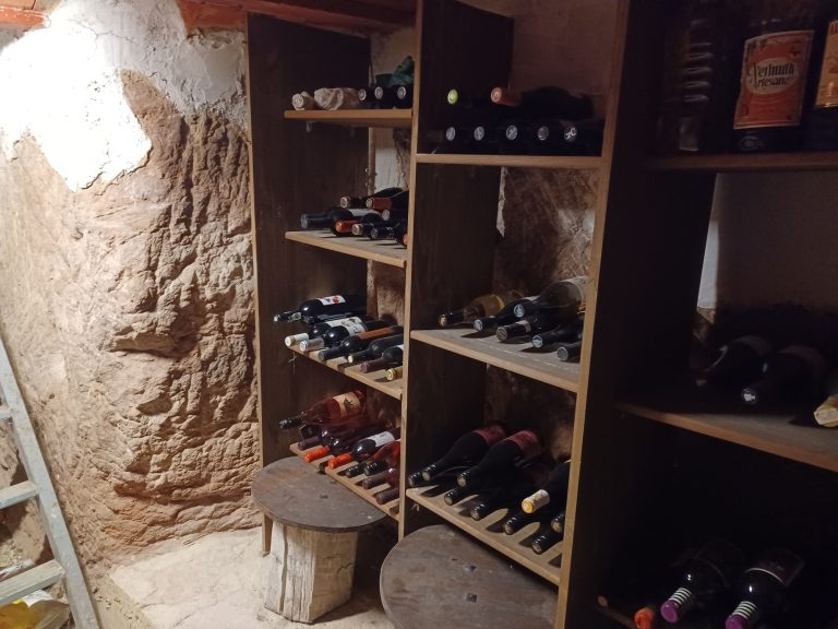 PB: Bodega bajo la cocina