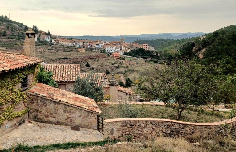 El Lugar desde el barrio del Calvario