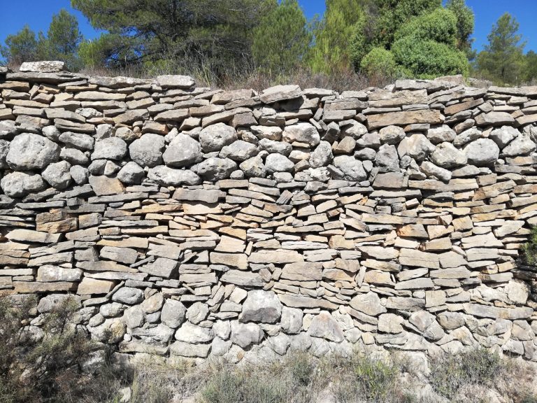 Paredes de piedra en seco